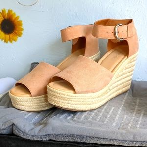 Wedge sandals